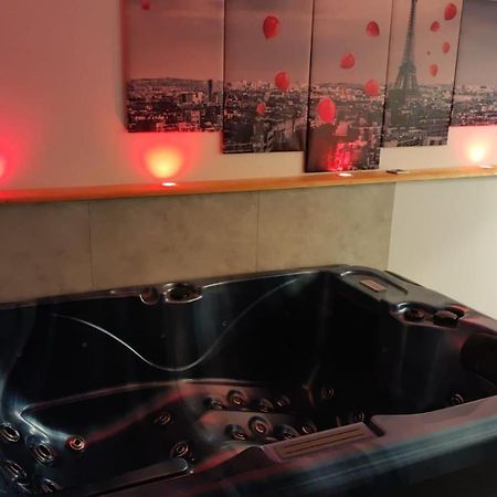 Chambre Privee Cosy A Proximite De Roissy, Parc Asterix Fosses Exterior foto